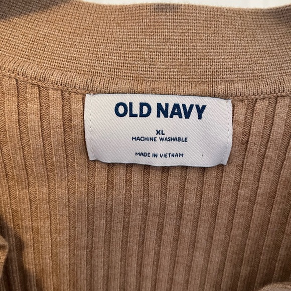 Old Navy collared and ribbed tan sweater, size XL - Picture 3 of 3